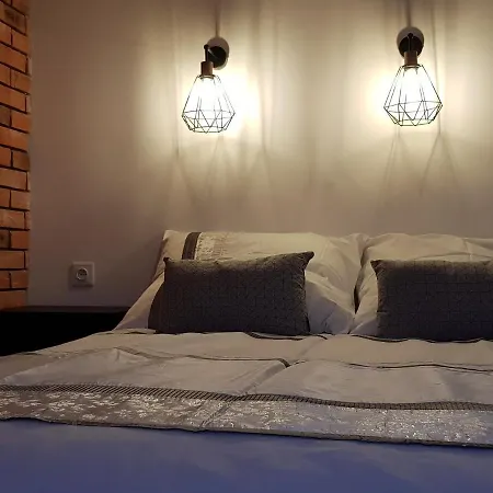 Misvest Maria Iv Arena