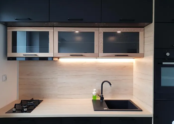 Misvest Maria Iv Arena *